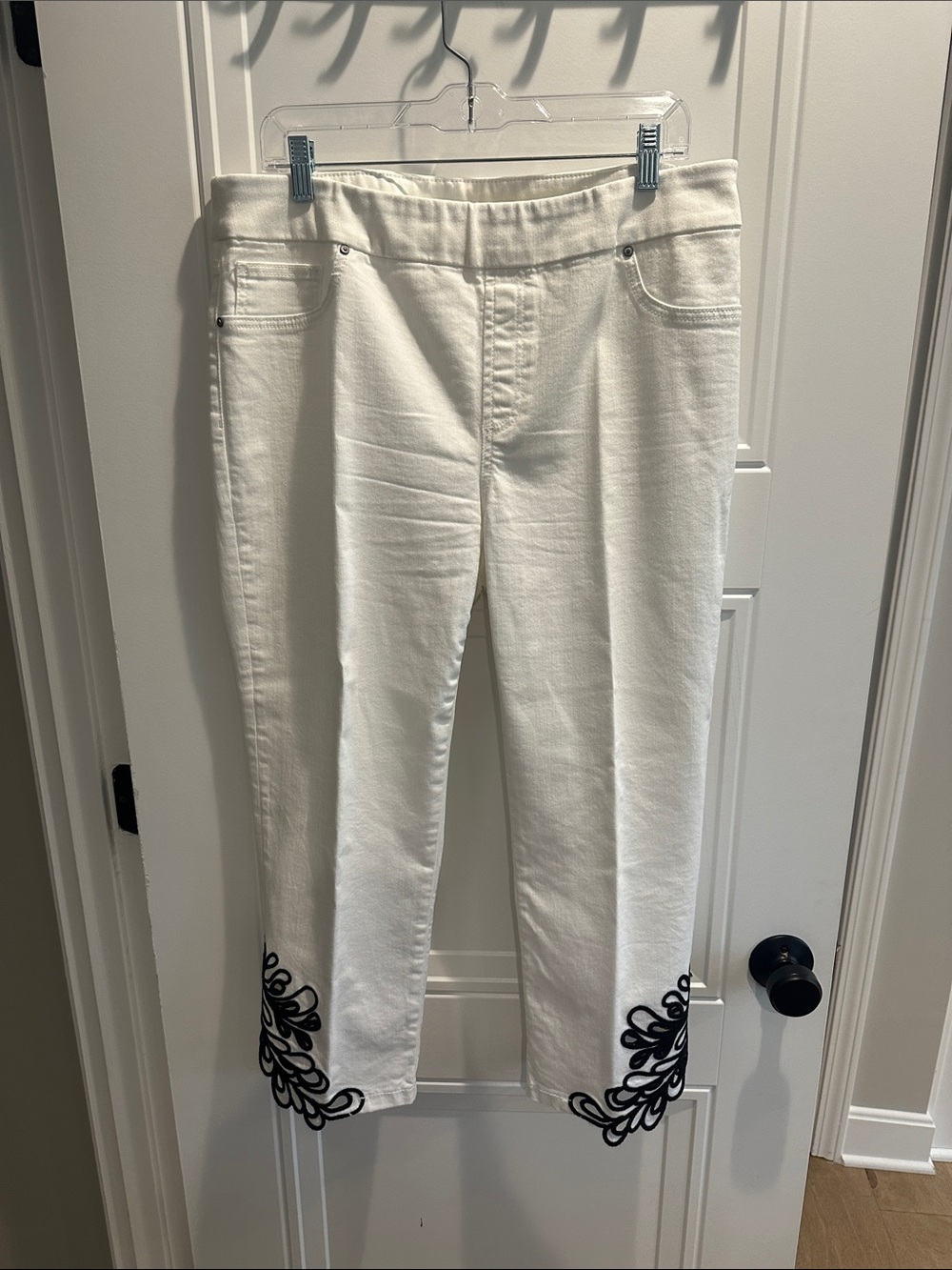 Chico’s Cropped Pants